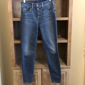 Lucky brand high wasted jeans